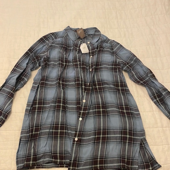 NWT J. Jill Long Sleeved Button Up - Picture 5 of 9